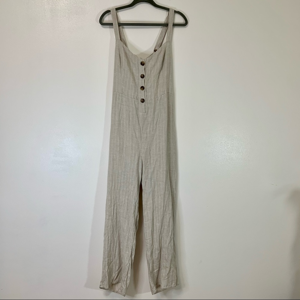 Romeo & Juliet Open Back Jumpsuit Size Large
